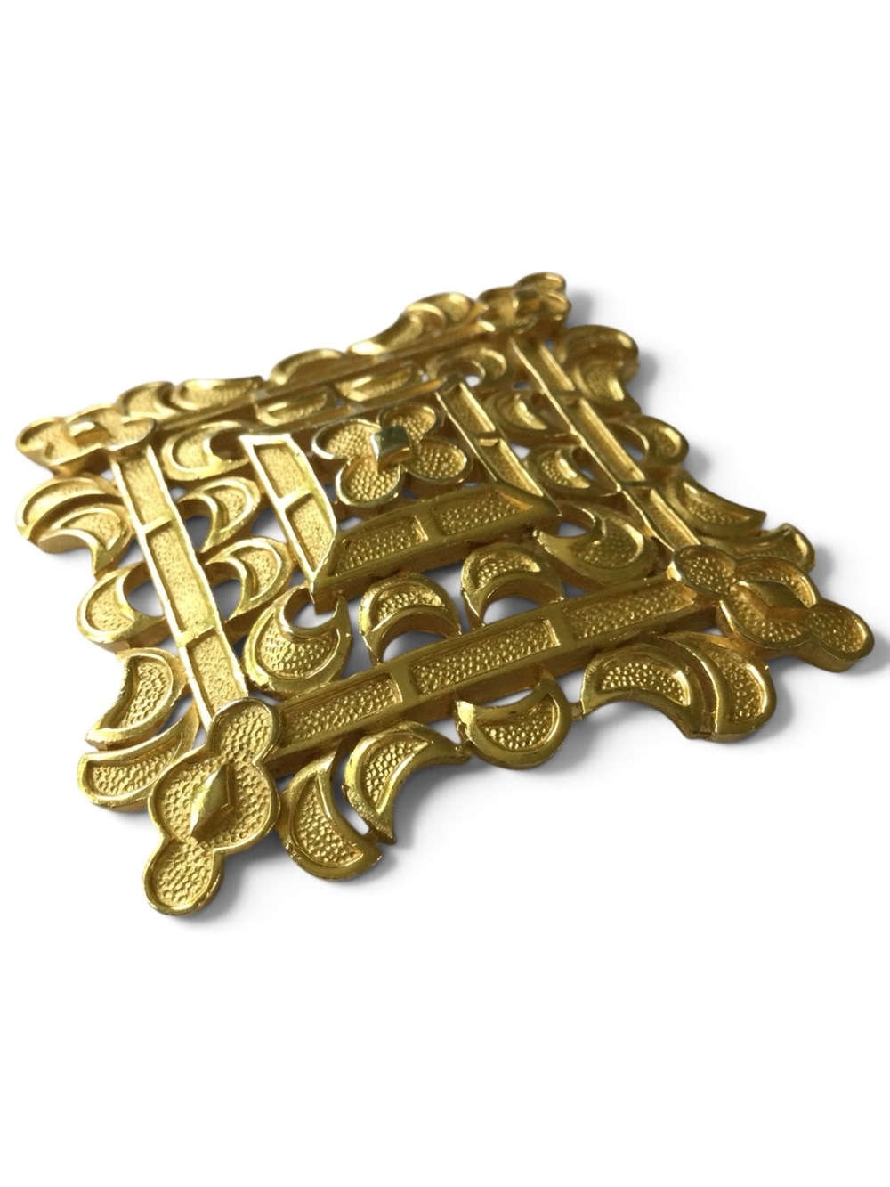 Vintage Crown Trifari Arabesque Gilded Statement Brooch - Picture 8 of 13